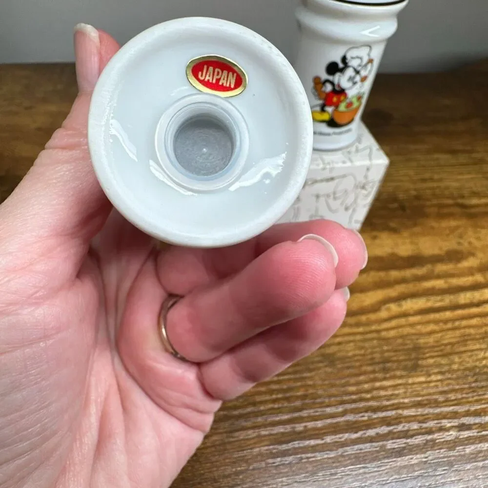 Vintage Disney Salt and Pepper‎ Shaker Set Chef Mickey Mouse Japan